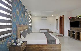 Chanderlok Hotel